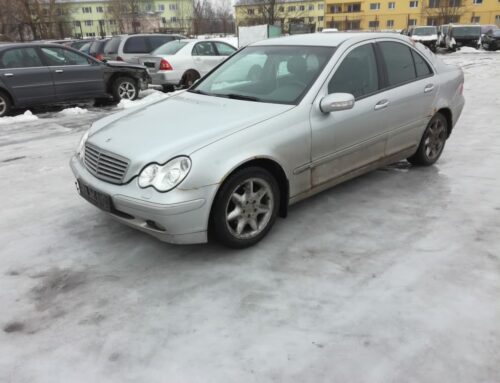MERCEDES-BENZ C240 2.6 125kw 2000